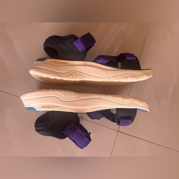 Teva Zymic‎ sandals blue and purple men’s size 11 main image 12